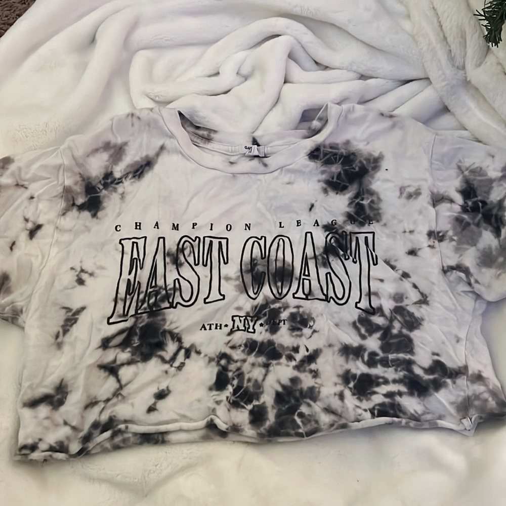 garage crop top